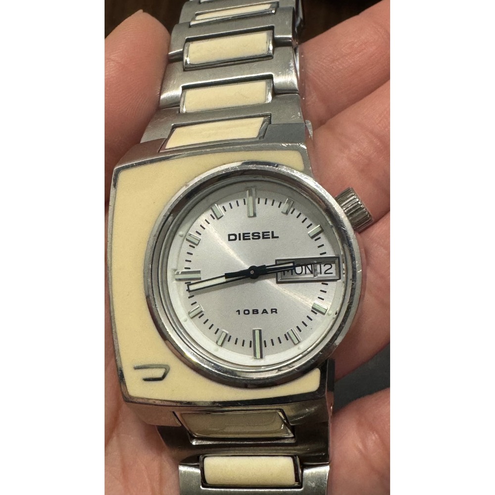 Mens Vintage‎ Diesel DZ4067 Stainless Steel Watch White Steel 10 Bar Y2K Retro